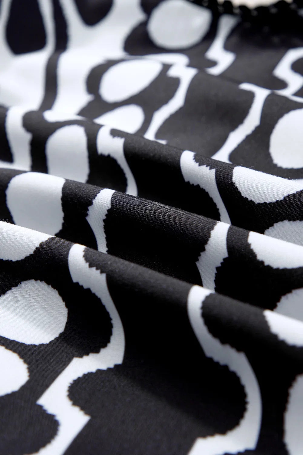 a3037e35-89a1-46b8-8388-b49cd636bc8d-Max