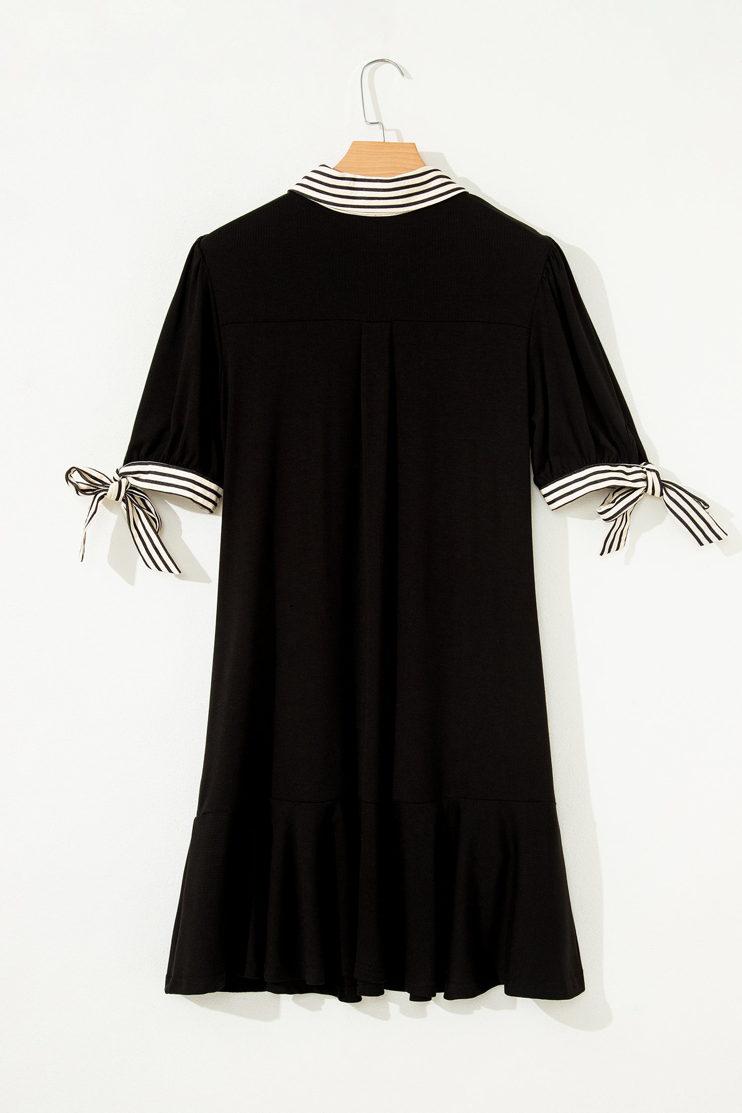 Black Stripe Detail Polo Collar Half Buttons Tied Short Sleeve Shift Mini Dress