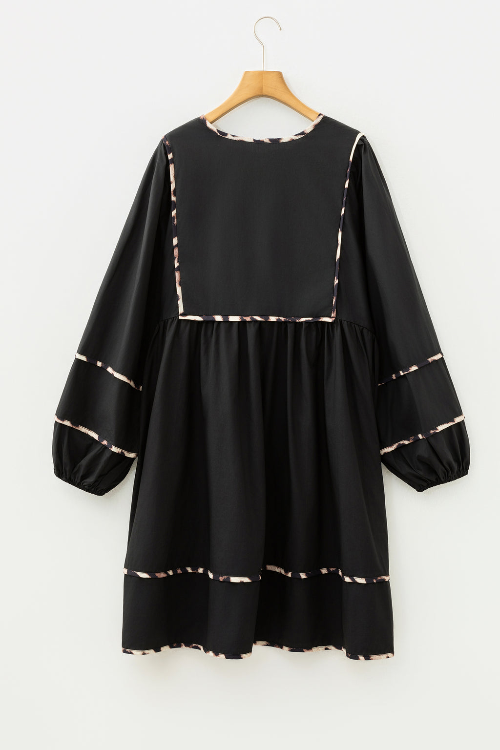 Black Plus Size Long Sleeve Leopard Contrasted Trim Tie Neck Flared Mini Dress