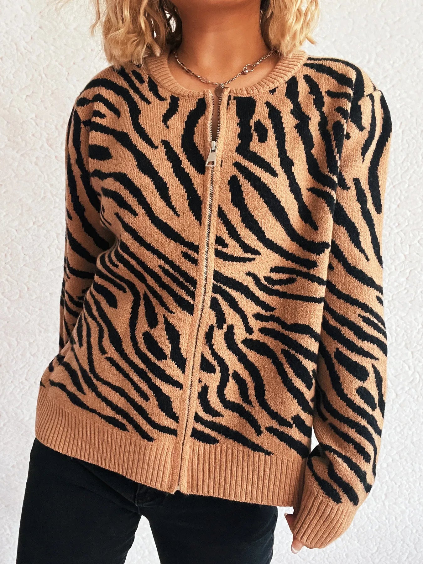 65d42819bf5a4b3f9a1f09e9502b1ac2-Max-Origin