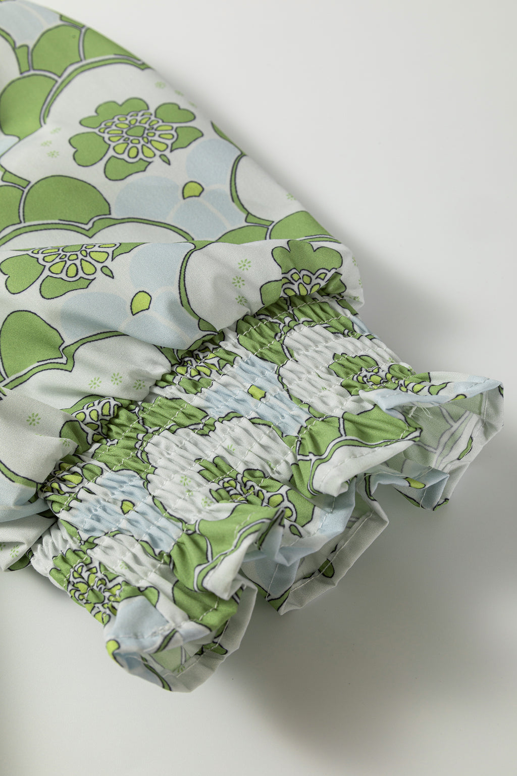 Green Floral Clouds Ruffled Short Sleeve Summer Blouse