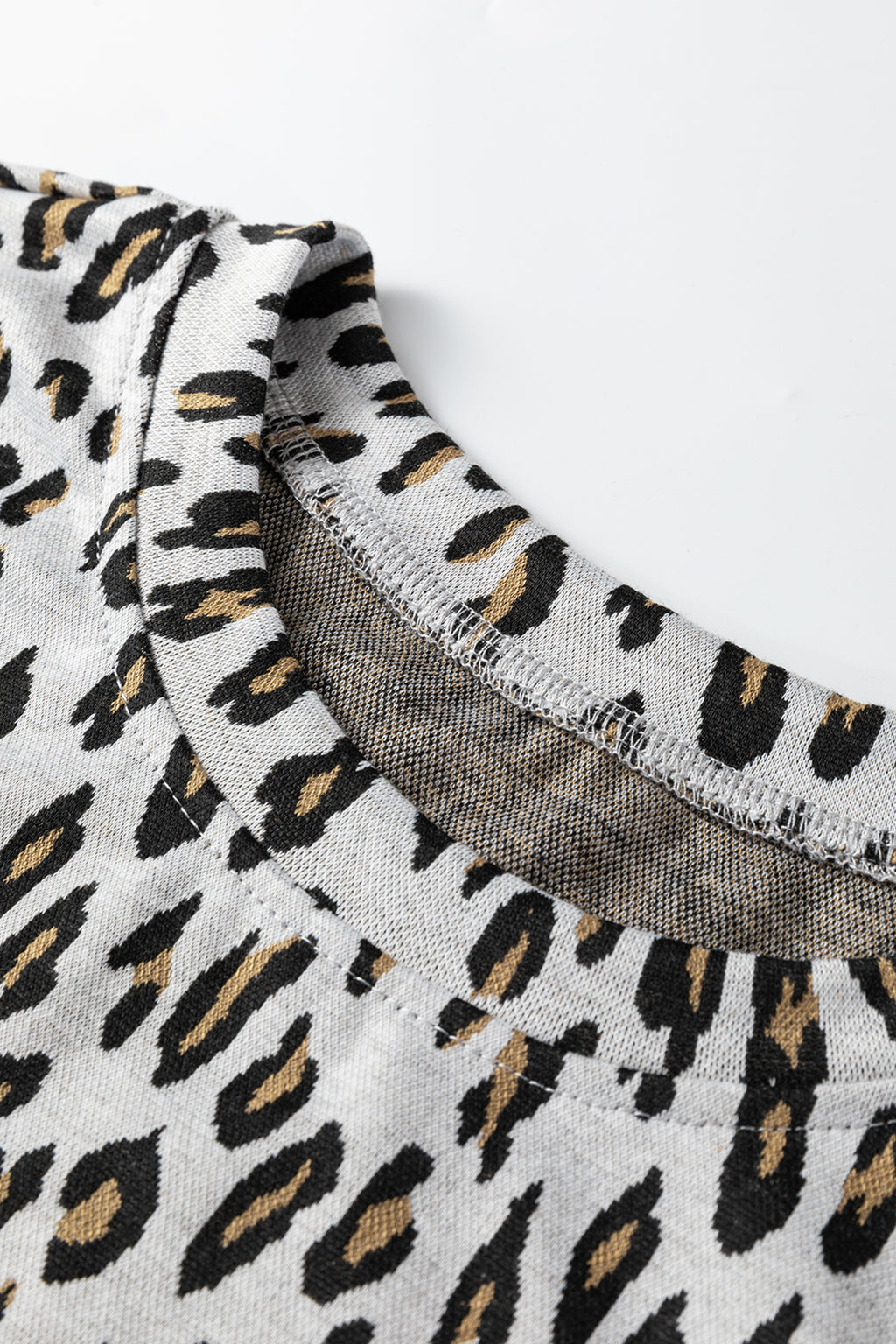 Beige Leopard Print Casual Tee and Pants 2pcs Outfit